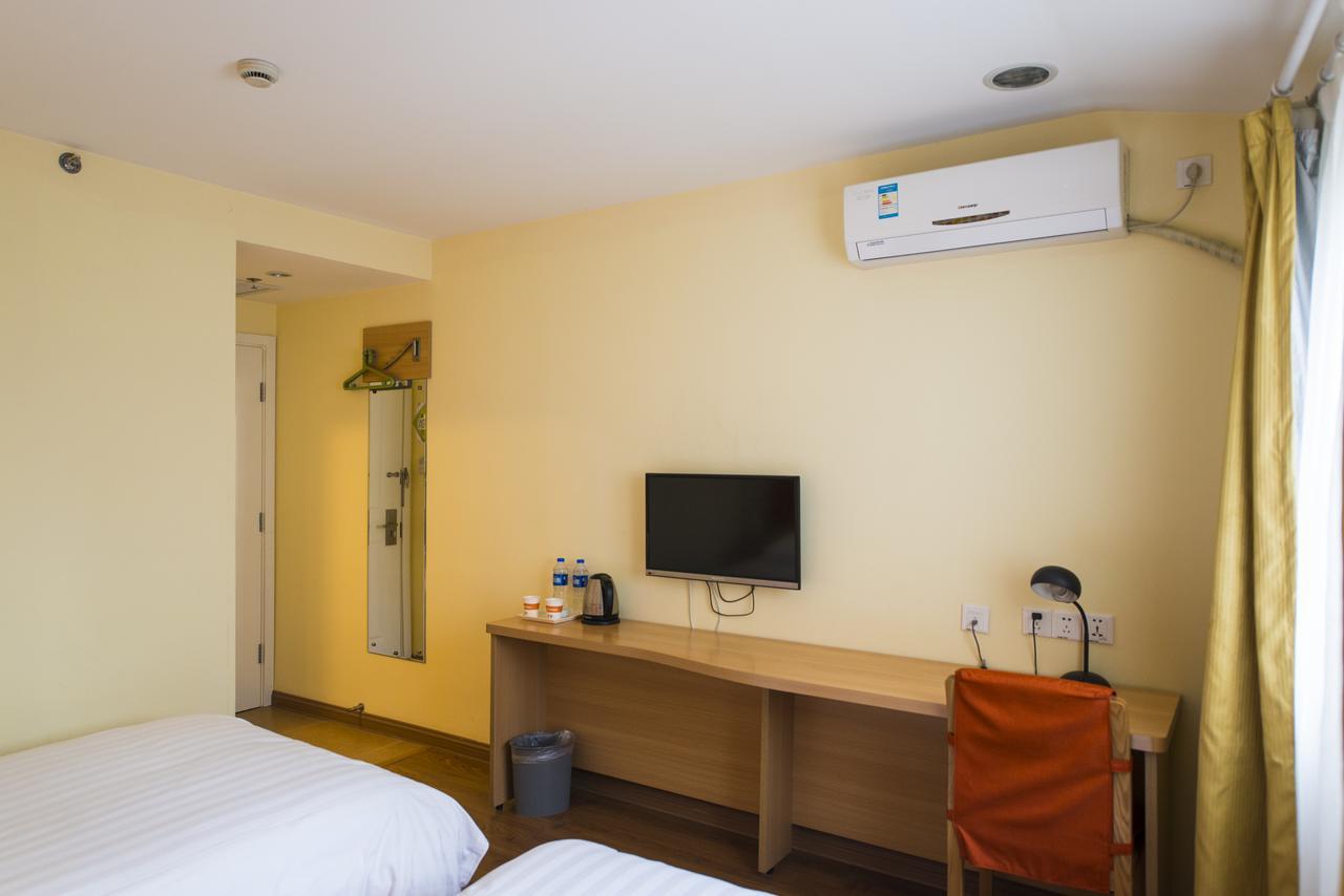 Home Inn Hunchun International Passenger Terminal Экстерьер фото