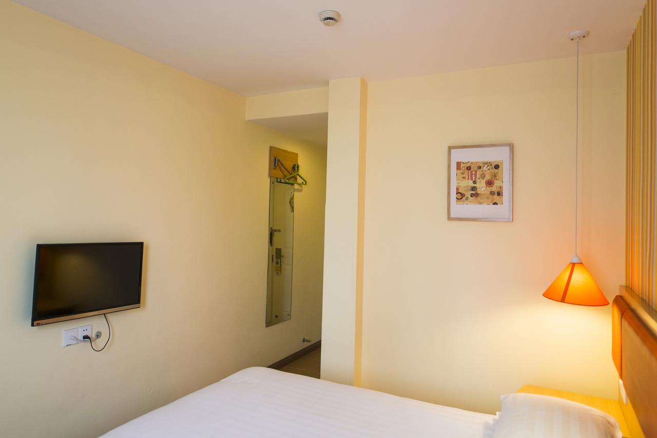 Home Inn Hunchun International Passenger Terminal Экстерьер фото